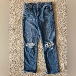 American Eagle Mom jeans - size 10